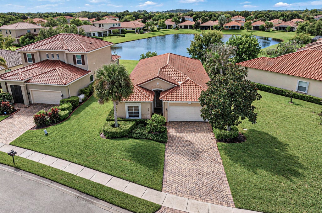 Photo of 5560 57th Way, Vero Beach, FL 32967 (MLS # B26080569)