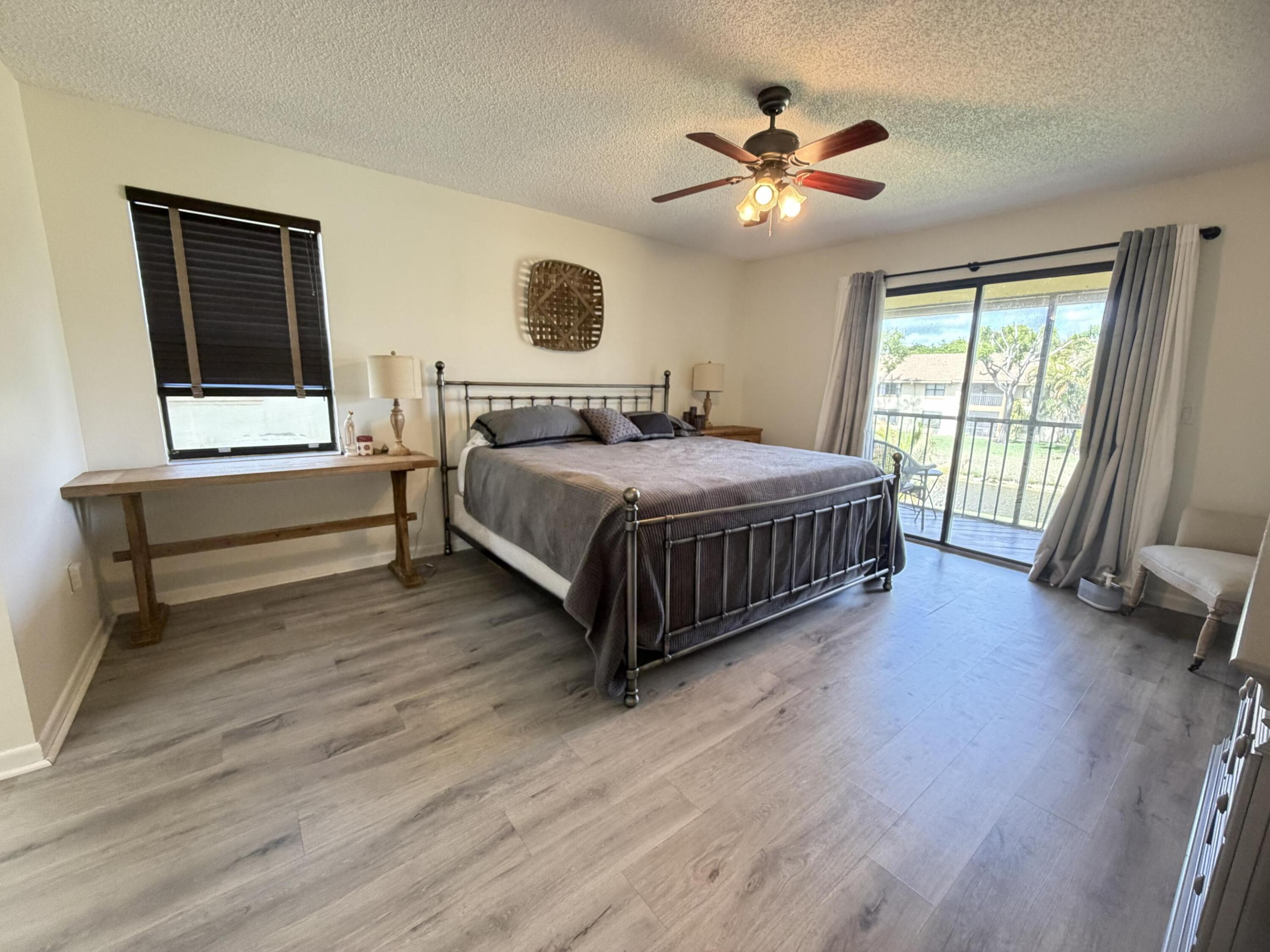 SHEFFIELD WOODS AT WELLINGTON CONDO - Residential