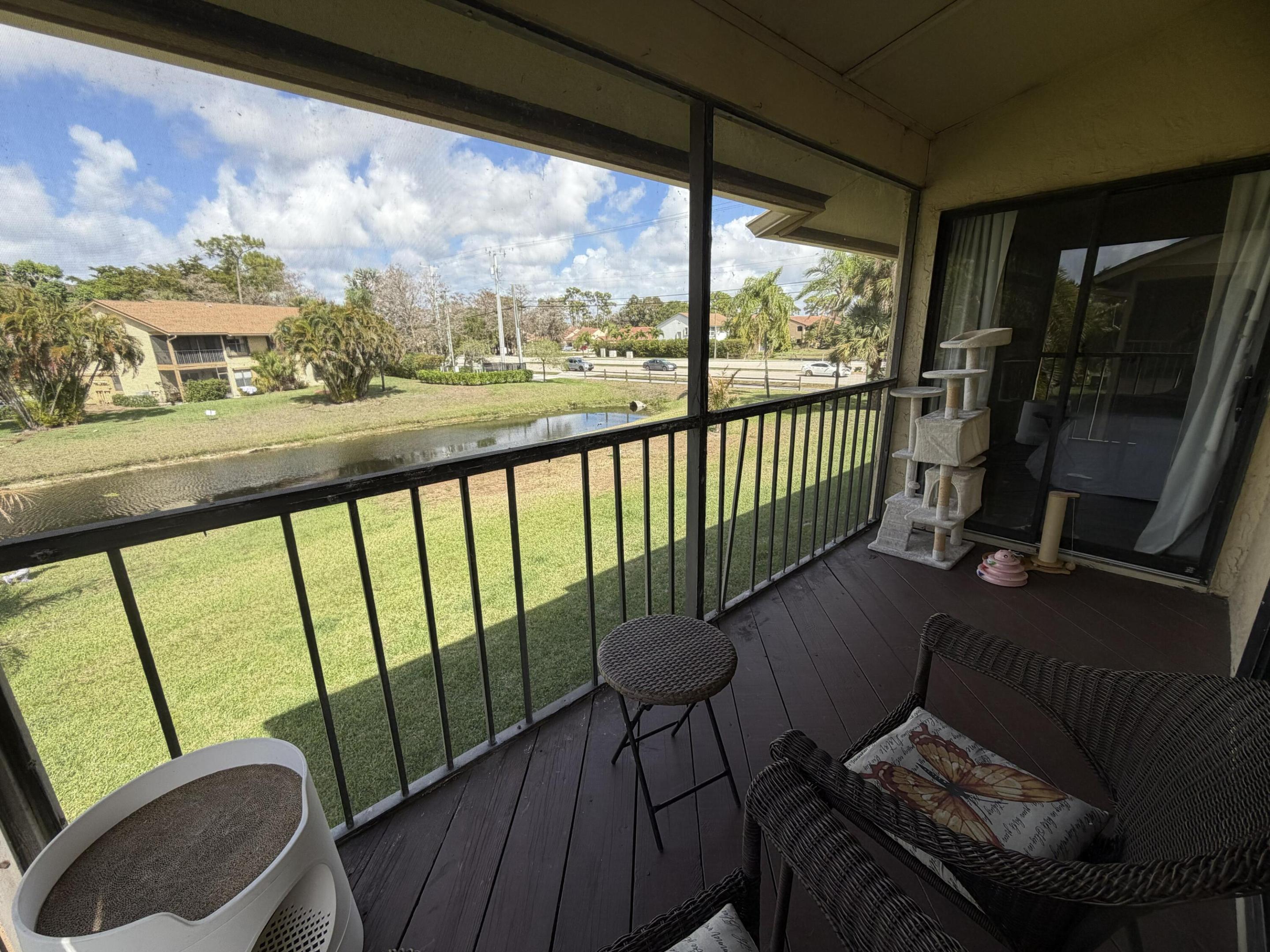 SHEFFIELD WOODS AT WELLINGTON CONDO - Residential