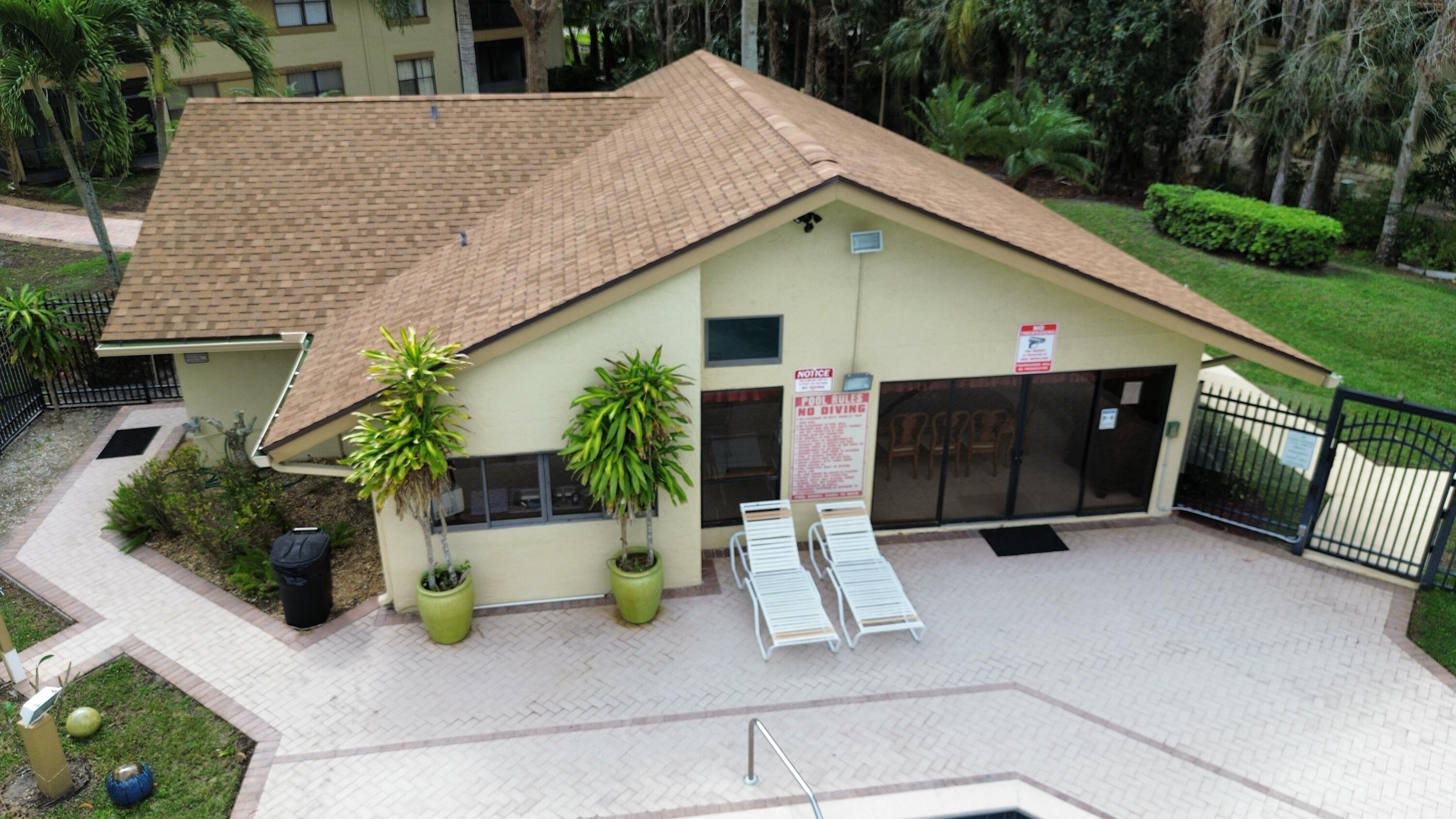 SHEFFIELD WOODS AT WELLINGTON CONDO - Residential