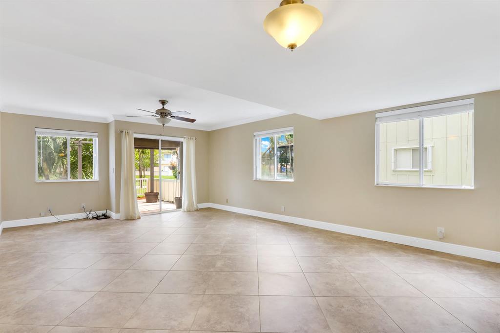 RIVERWALK 2 - Residential