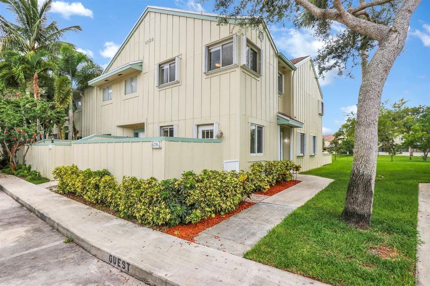 Fantastic 2/2.5 townhouse in Jupiter! Townhouse has been completely renovated with bullnose granite kitchen, french vanilla cabinets and stainless appliances. Tile on a diagonal throughout first floor. Front and rear courtyards. Owner has signed a contract for entire exterior including courtyard fences to be replaced with Hardiboard. Unit has full accordion storm shutters and a security system. Laundry closet upstairs with front load washer/dryer. All bathrooms have been redone. Half bath on first floor. Master bedroom has a lake view and 2 closets. A/C was done in 2013 and water heater was replaced in 2016. Lots of granite. Community features boat/kayak storage (currently on a waiting list) and a boat ramp, tennis court, and 3 pools.