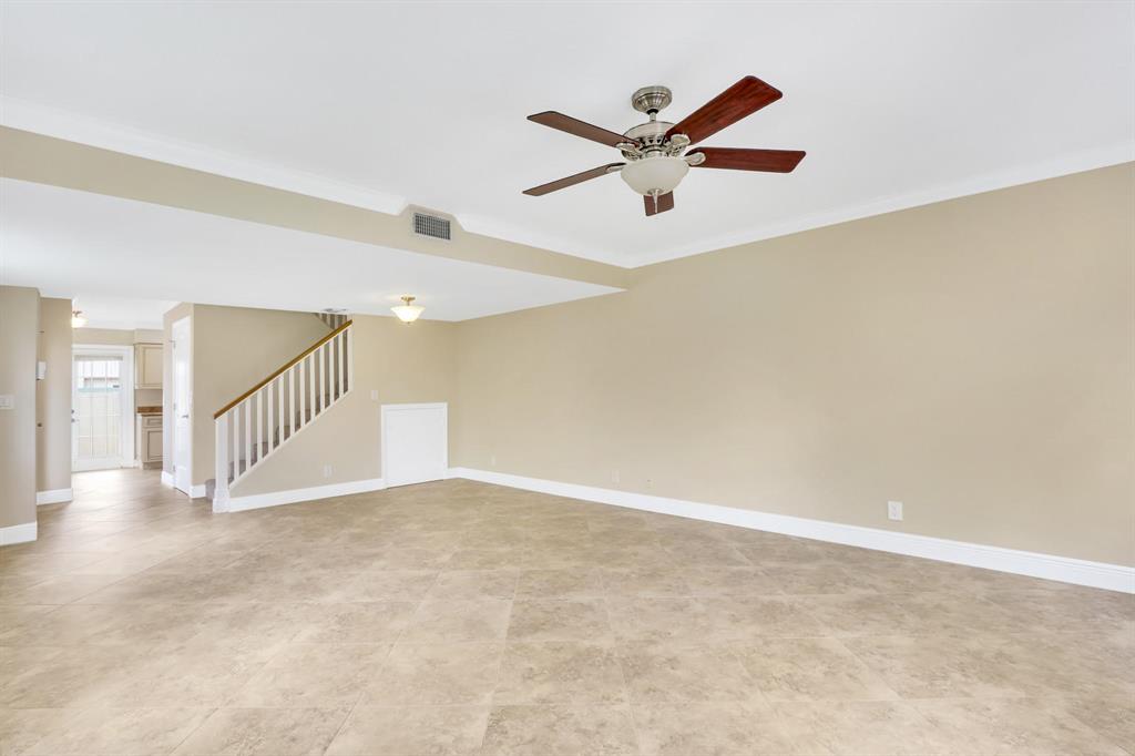 RIVERWALK 2 - Residential