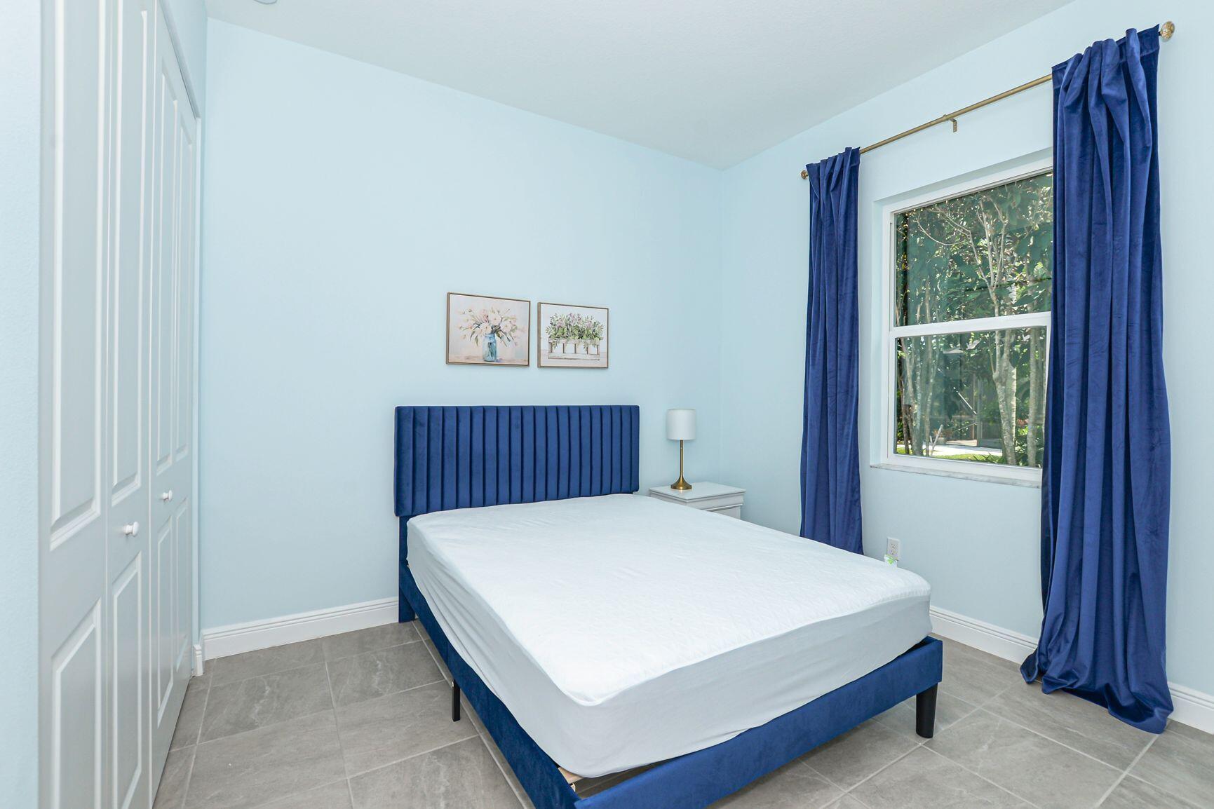 PORT ST LUCIE SECTION 40 - Residential Lease