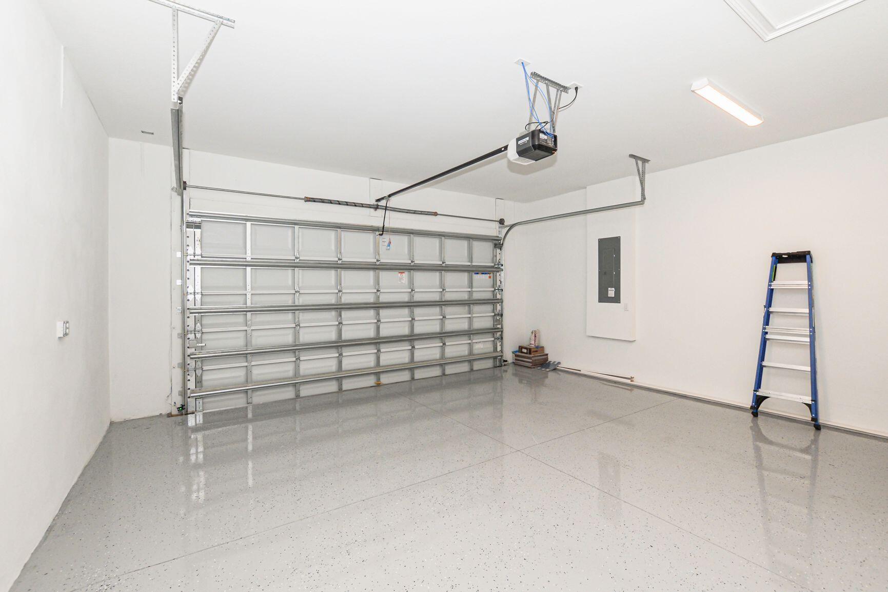 PORT ST LUCIE SECTION 40 - Residential Lease