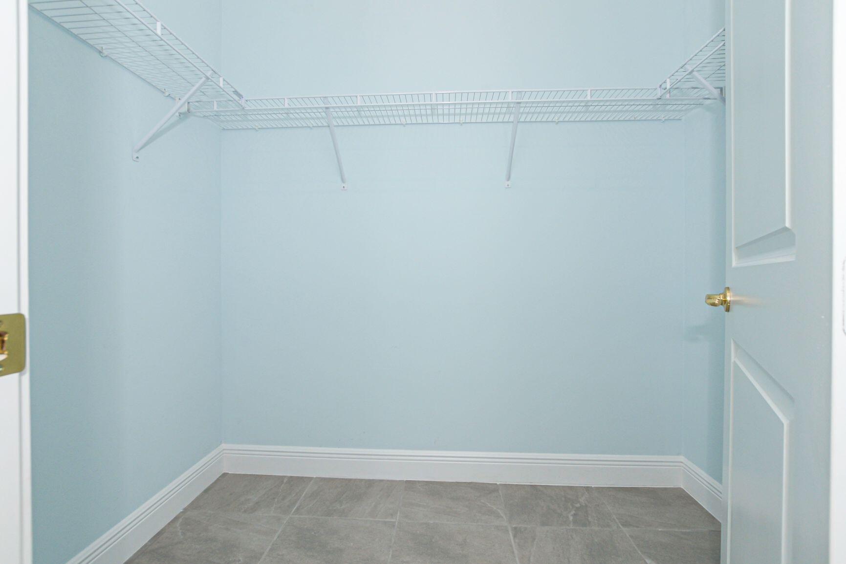 PORT ST LUCIE SECTION 40 - Residential Lease