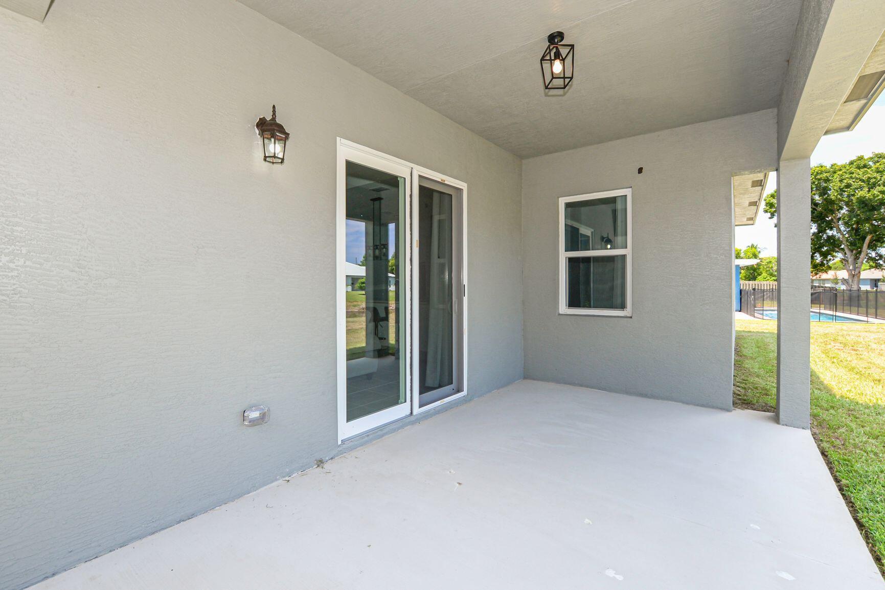 PORT ST LUCIE SECTION 40 - Residential Lease