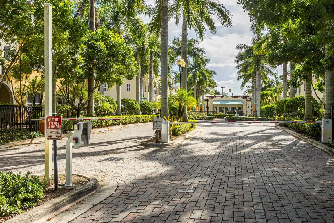 Centra Falls - Residential