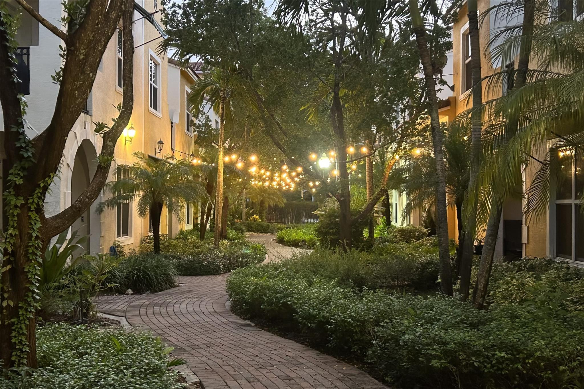 Centra Falls - Residential