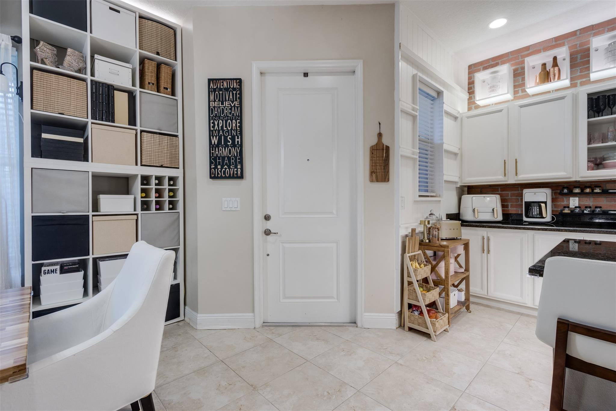 Centra Falls - Residential