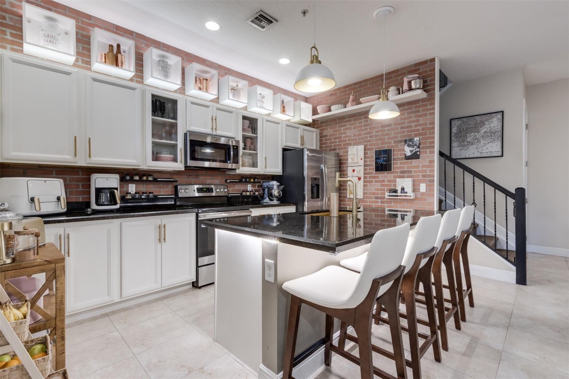 Centra Falls - Residential