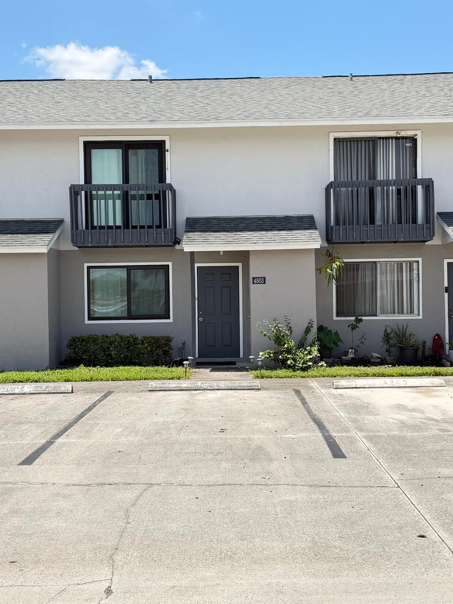 Properties 4803 Pier Drive