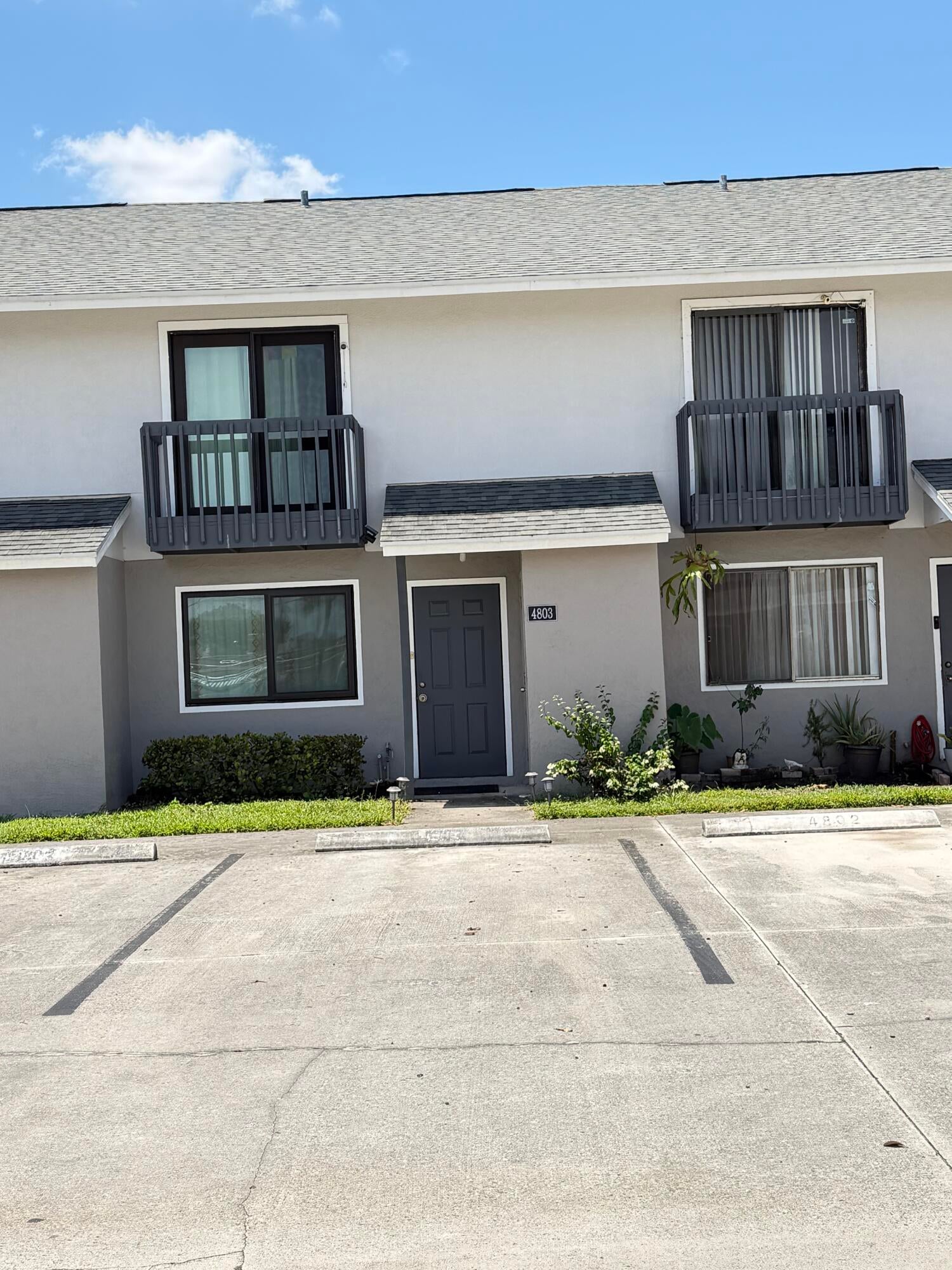 Properties 4803 Pier Drive