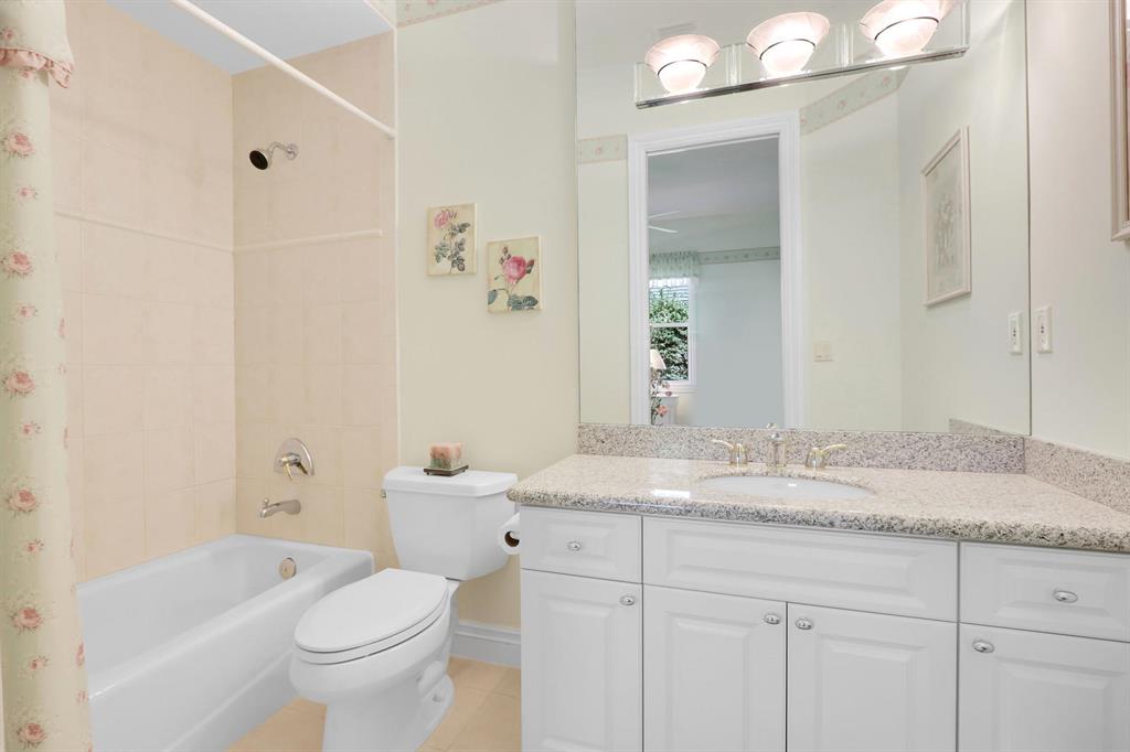 Tequesta Country Club - Residential