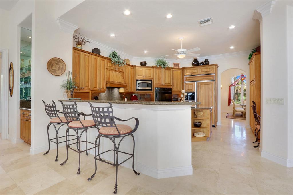 Tequesta Country Club - Residential