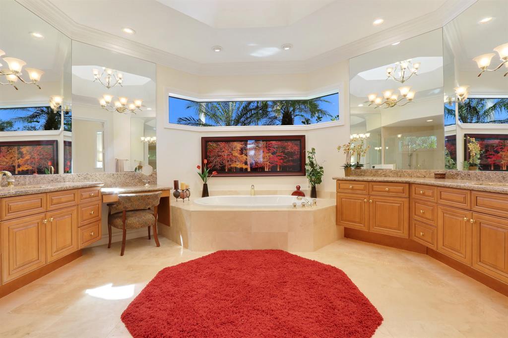 Tequesta Country Club - Residential