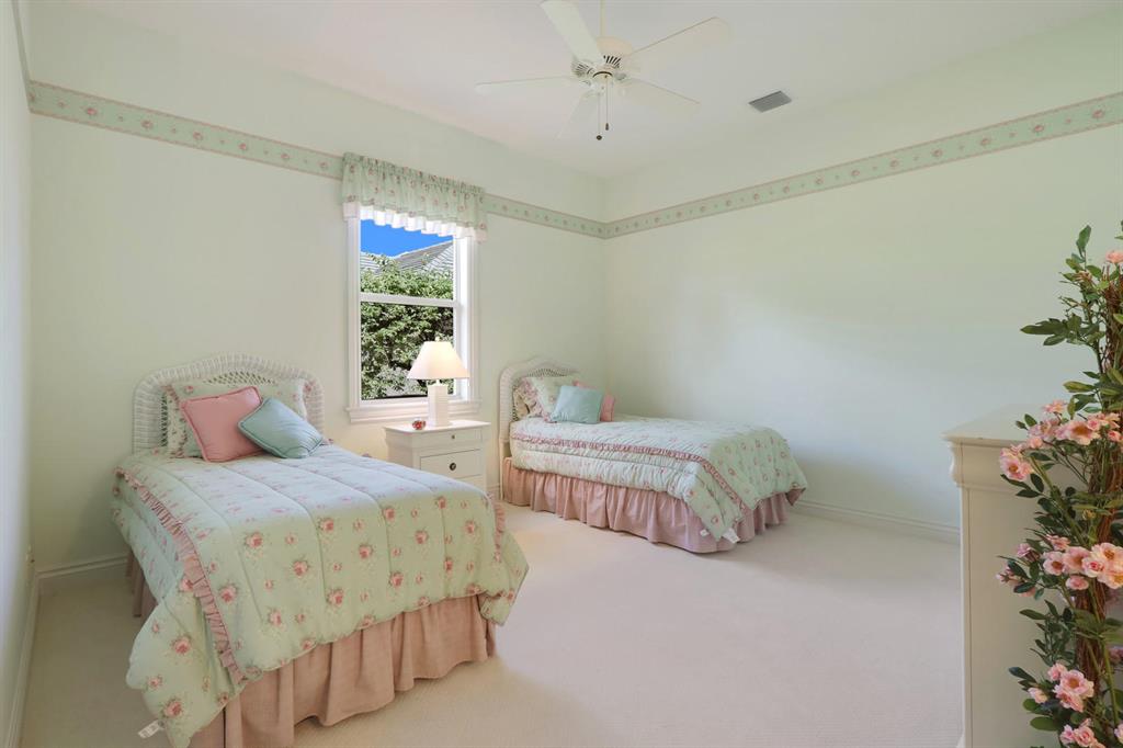 Tequesta Country Club - Residential