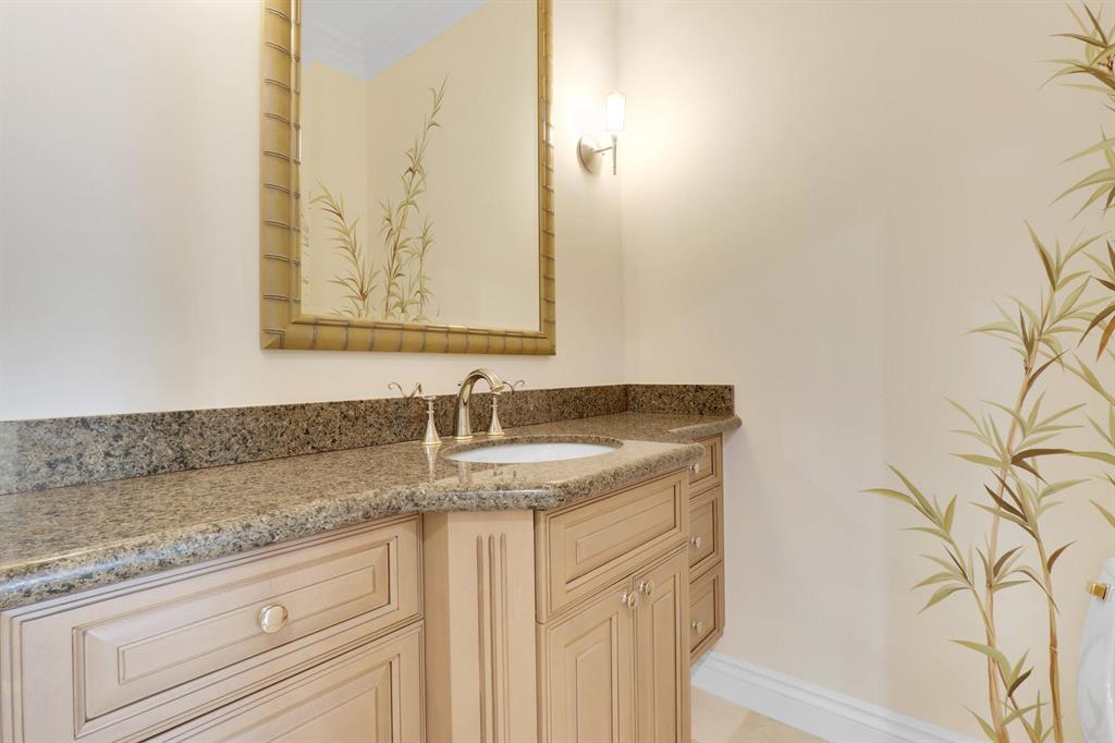 Tequesta Country Club - Residential