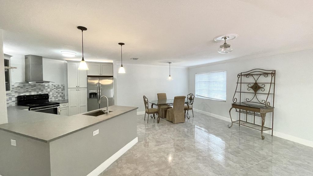 Photo of 117 Seabreeze Circle, Jupiter, FL 33477 (MLS # R11164121)