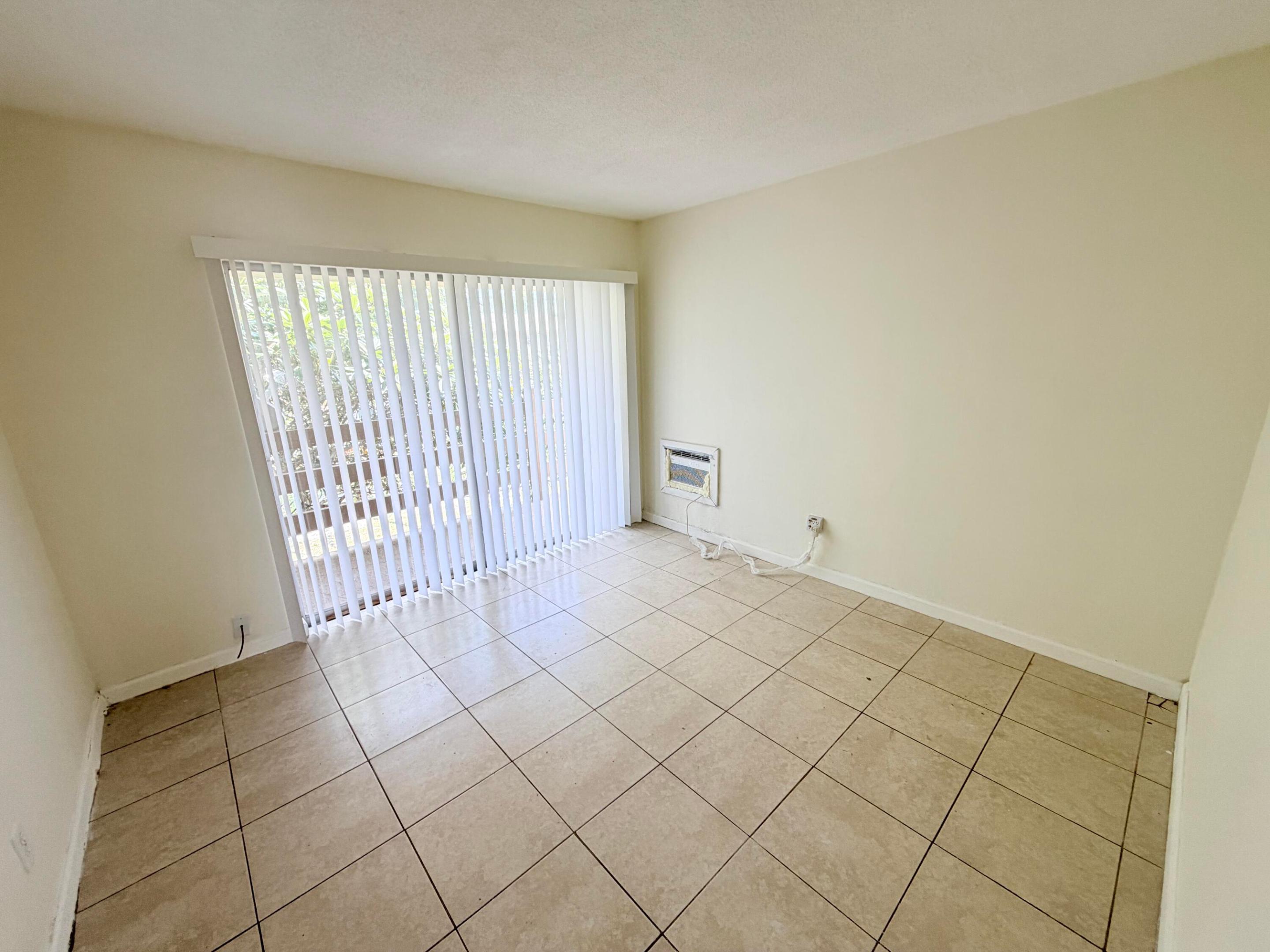 Photo 1 of 11 — 3030 NW 43rd Terrace 207, Lauderdale Lakes, FL 33313