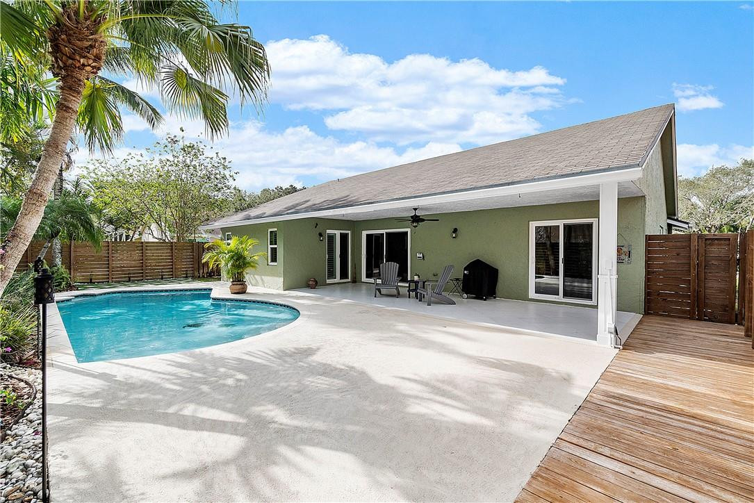 Parkwood VI 148-37 B - Residential