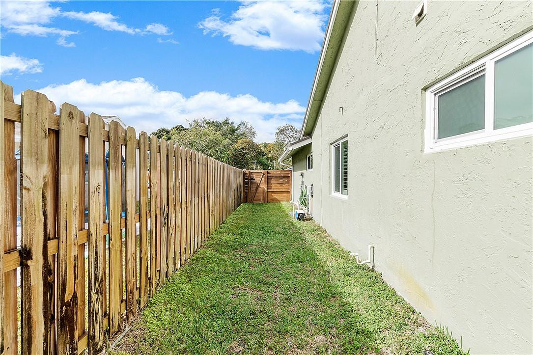 Parkwood VI 148-37 B - Residential