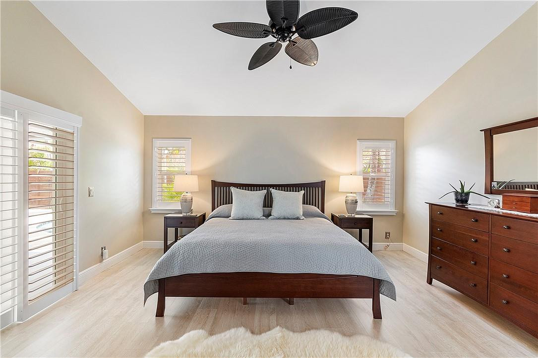 Parkwood VI 148-37 B - Residential