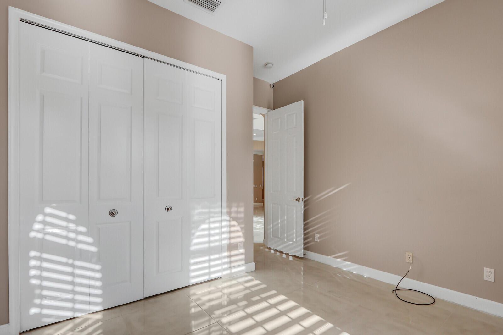 MAIDSTONE - Residential