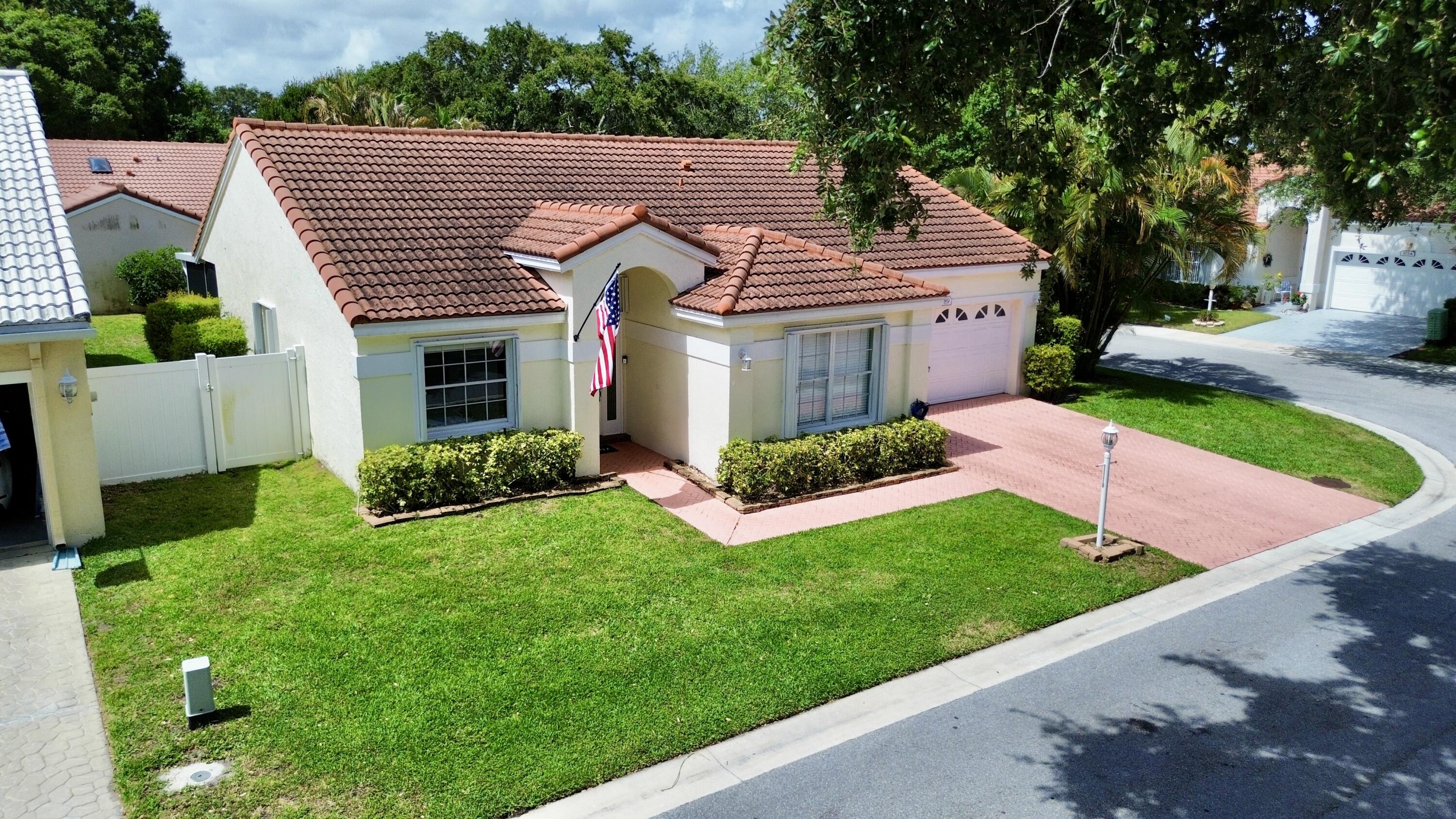 SIENA OAKS - Residential