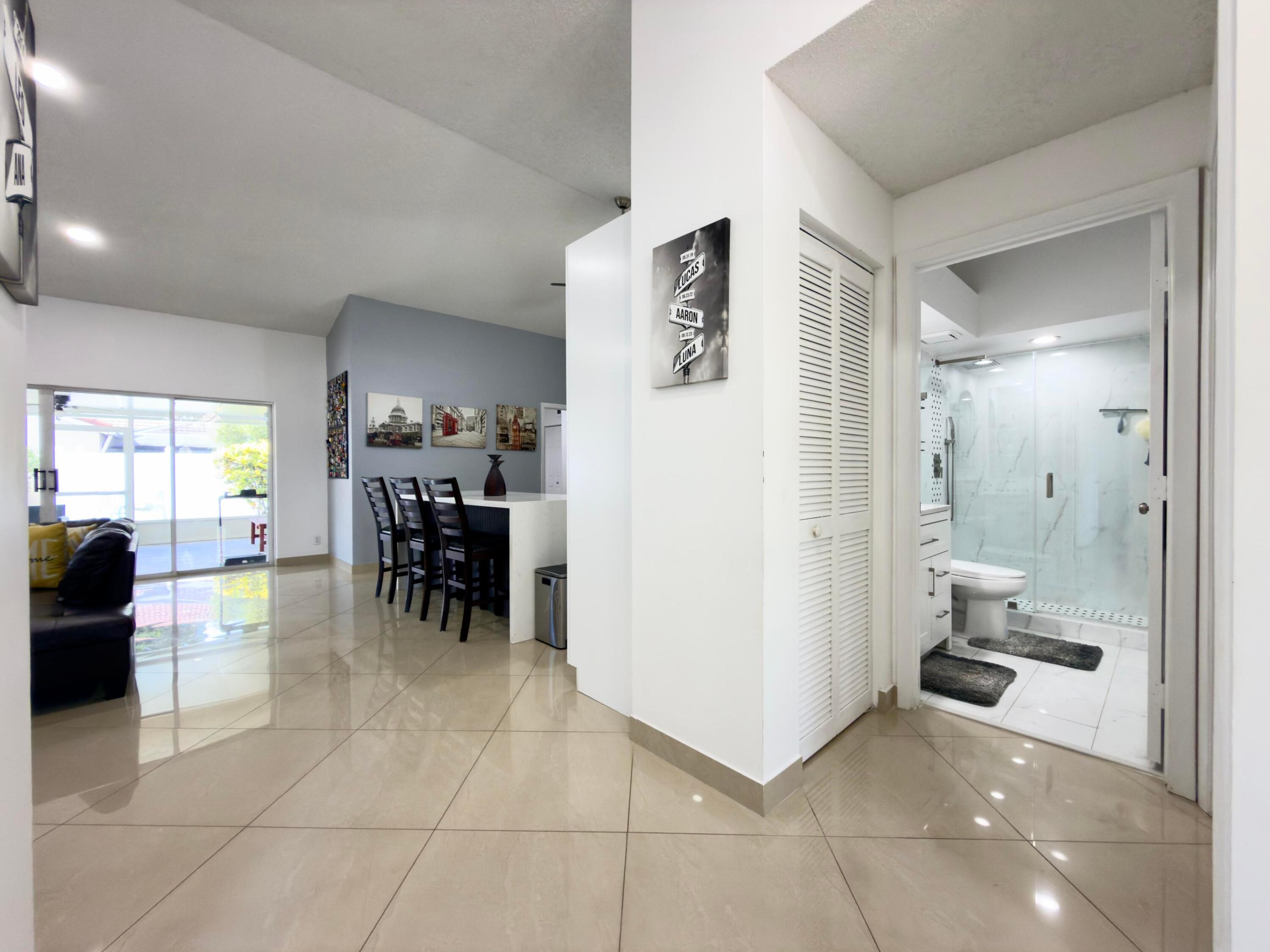 SIENA OAKS - Residential