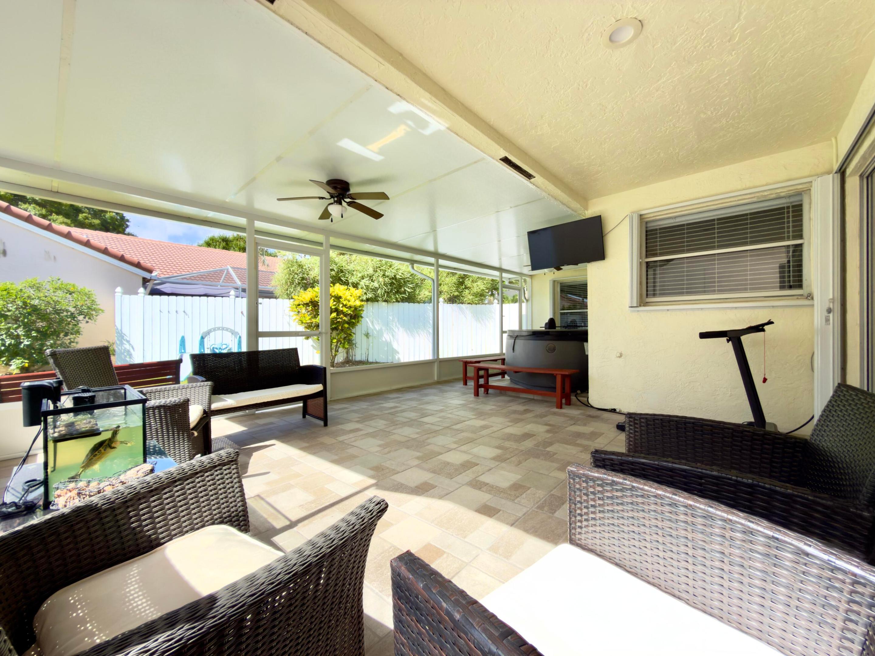 SIENA OAKS - Residential