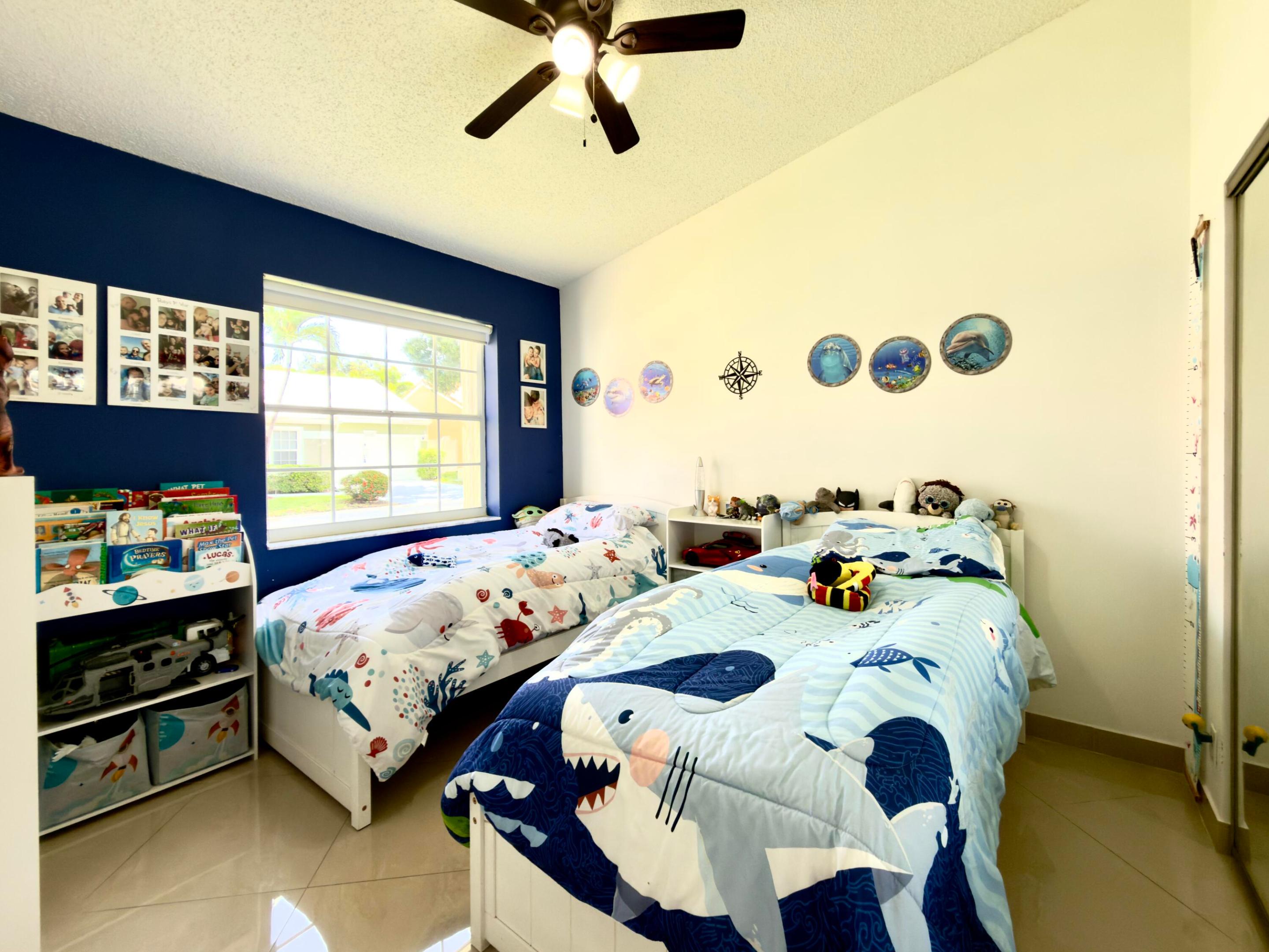 SIENA OAKS - Residential