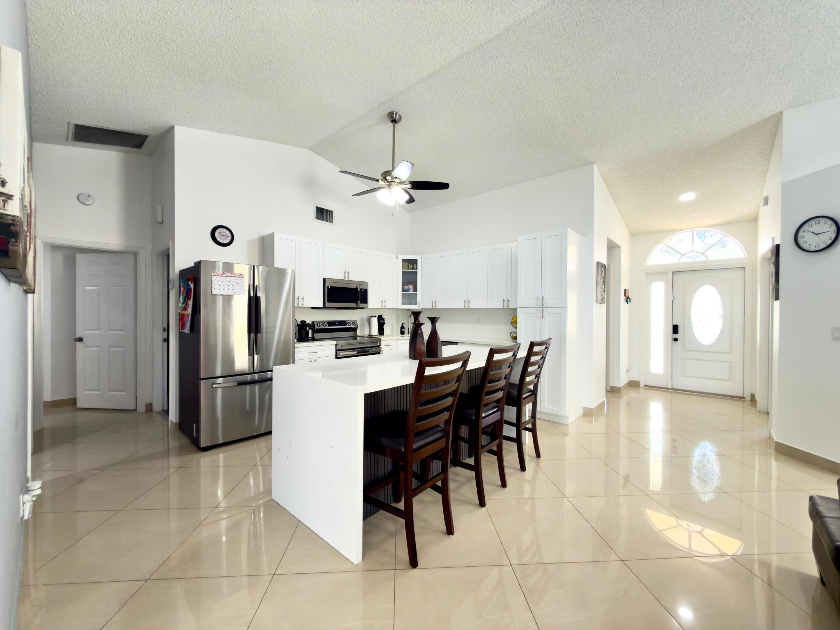 SIENA OAKS - Residential