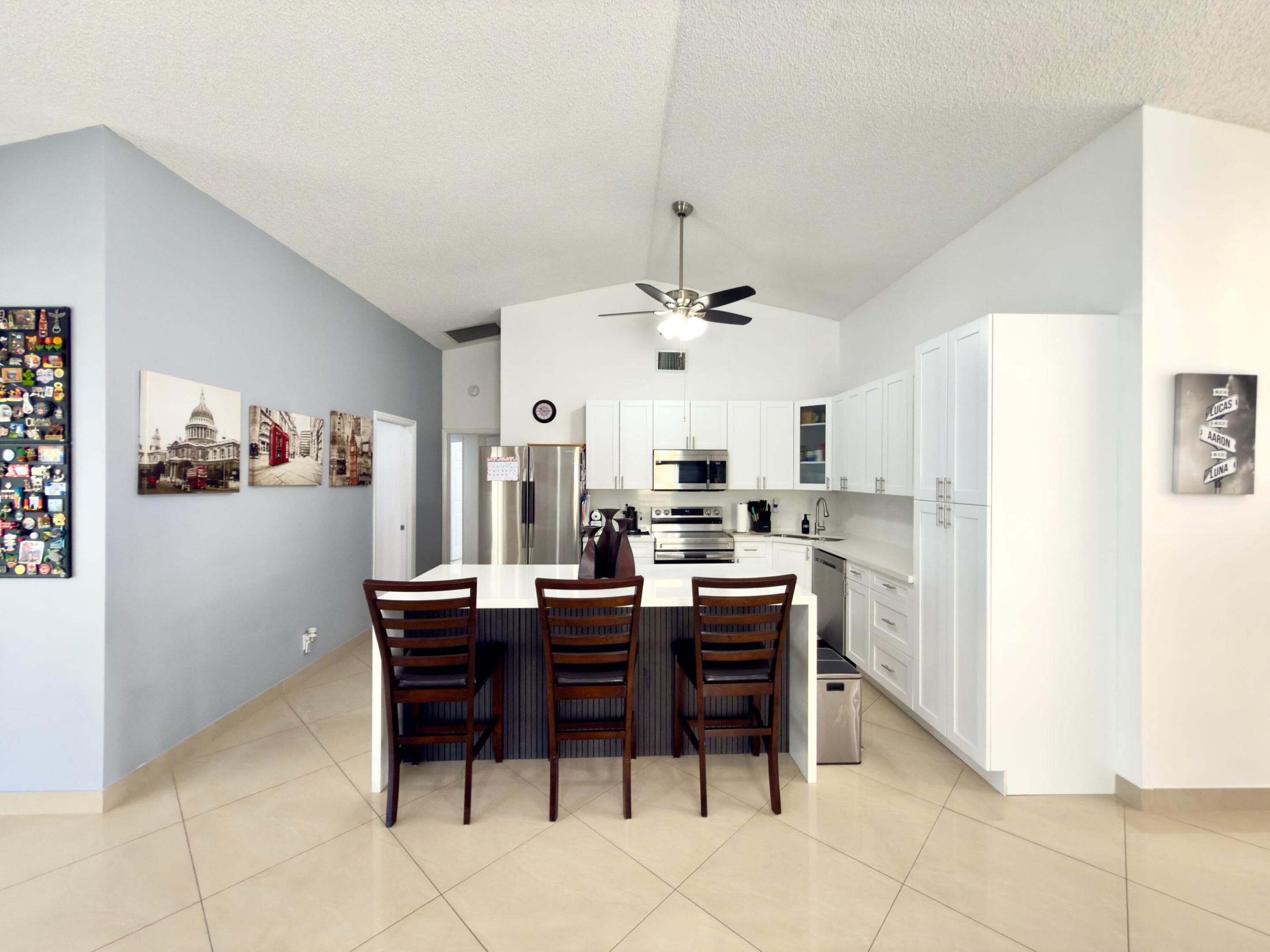 SIENA OAKS - Residential