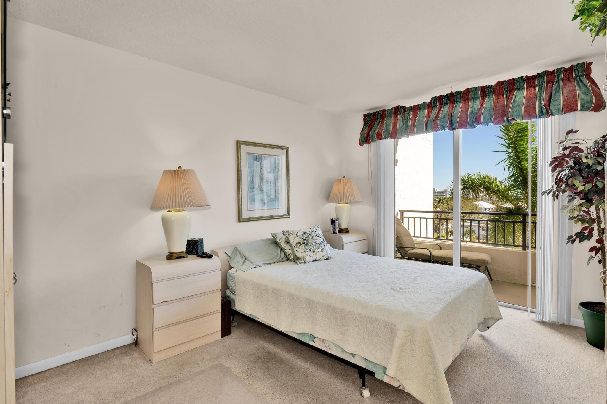 2880 NE 14th Street Cswy 505