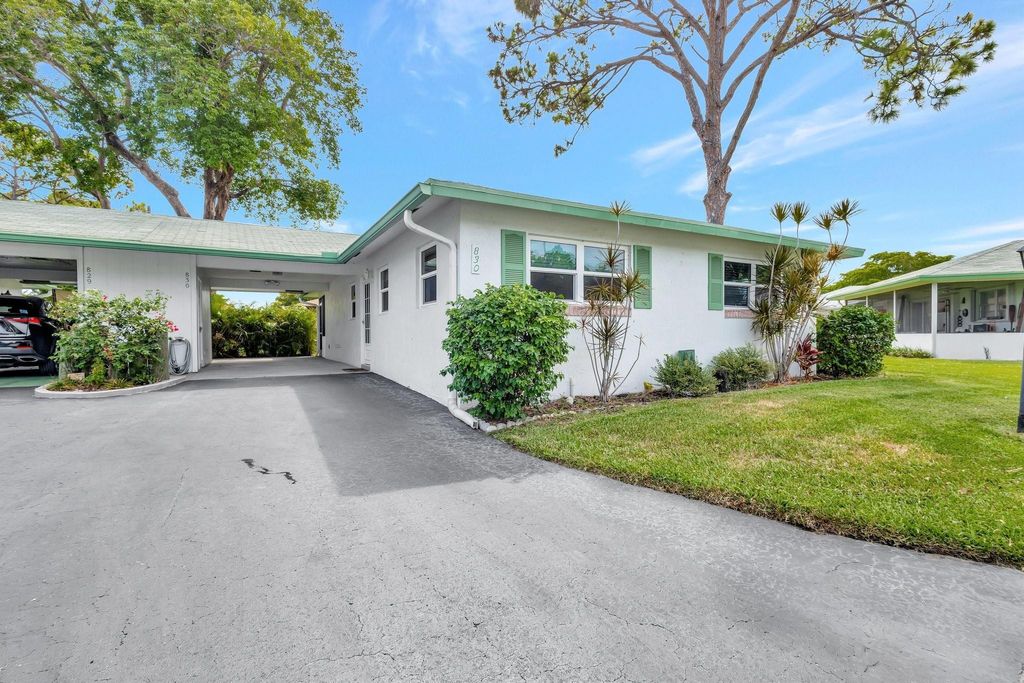 Photo of 830 Meadowlark Lane #830, Delray Beach, FL 33445 (MLS # F10545622)
