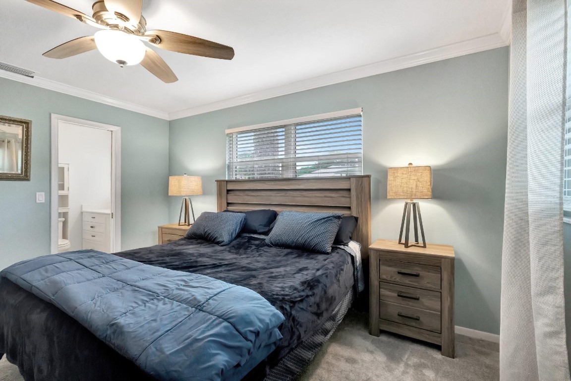 Country Manor - Residential