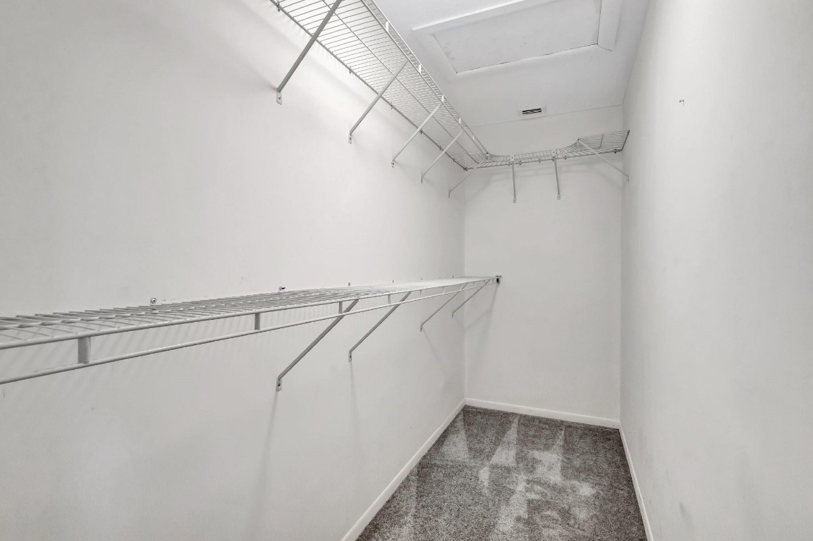 Country Manor - Residential