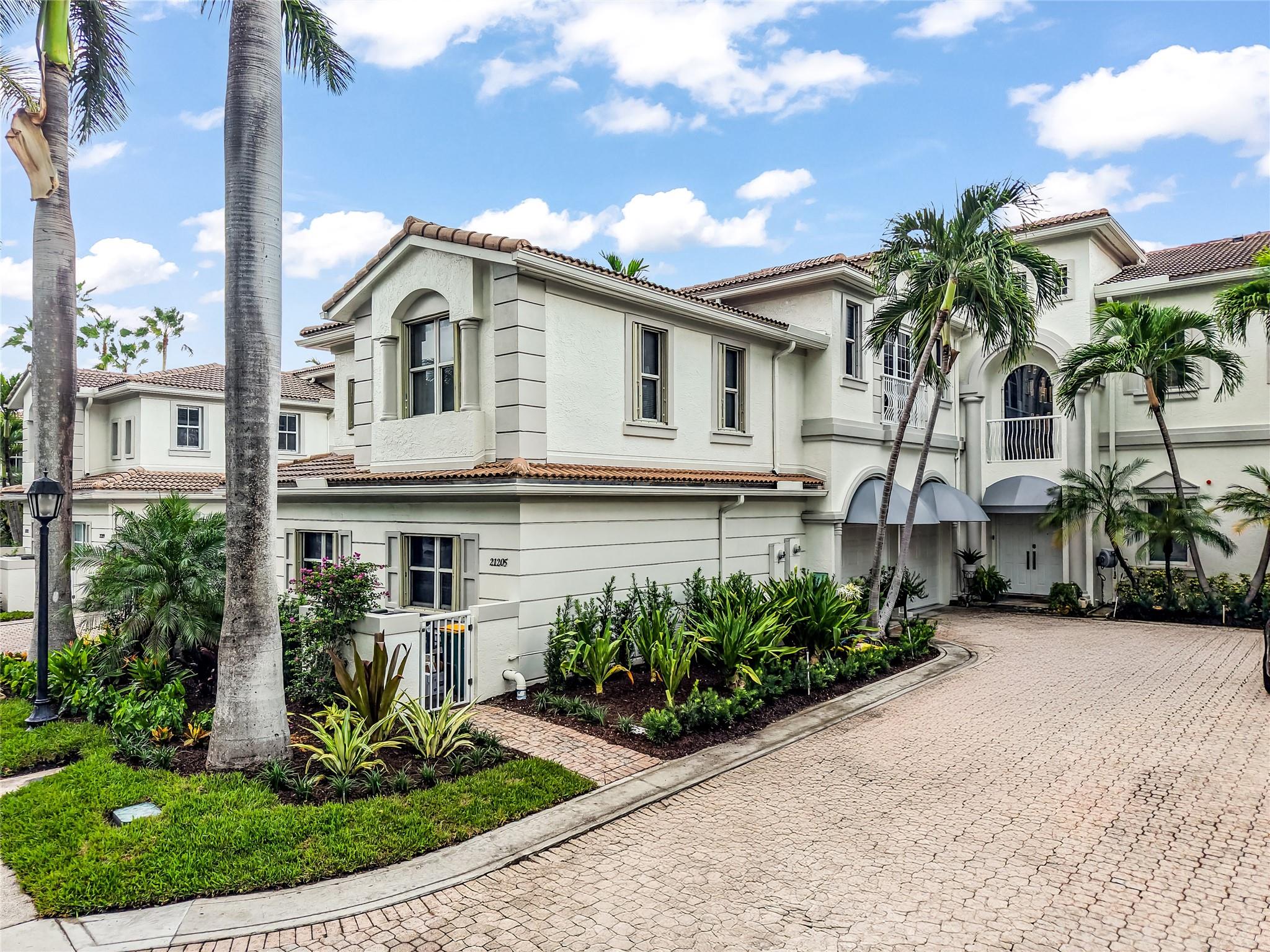 Courtyards at the Point - Residential