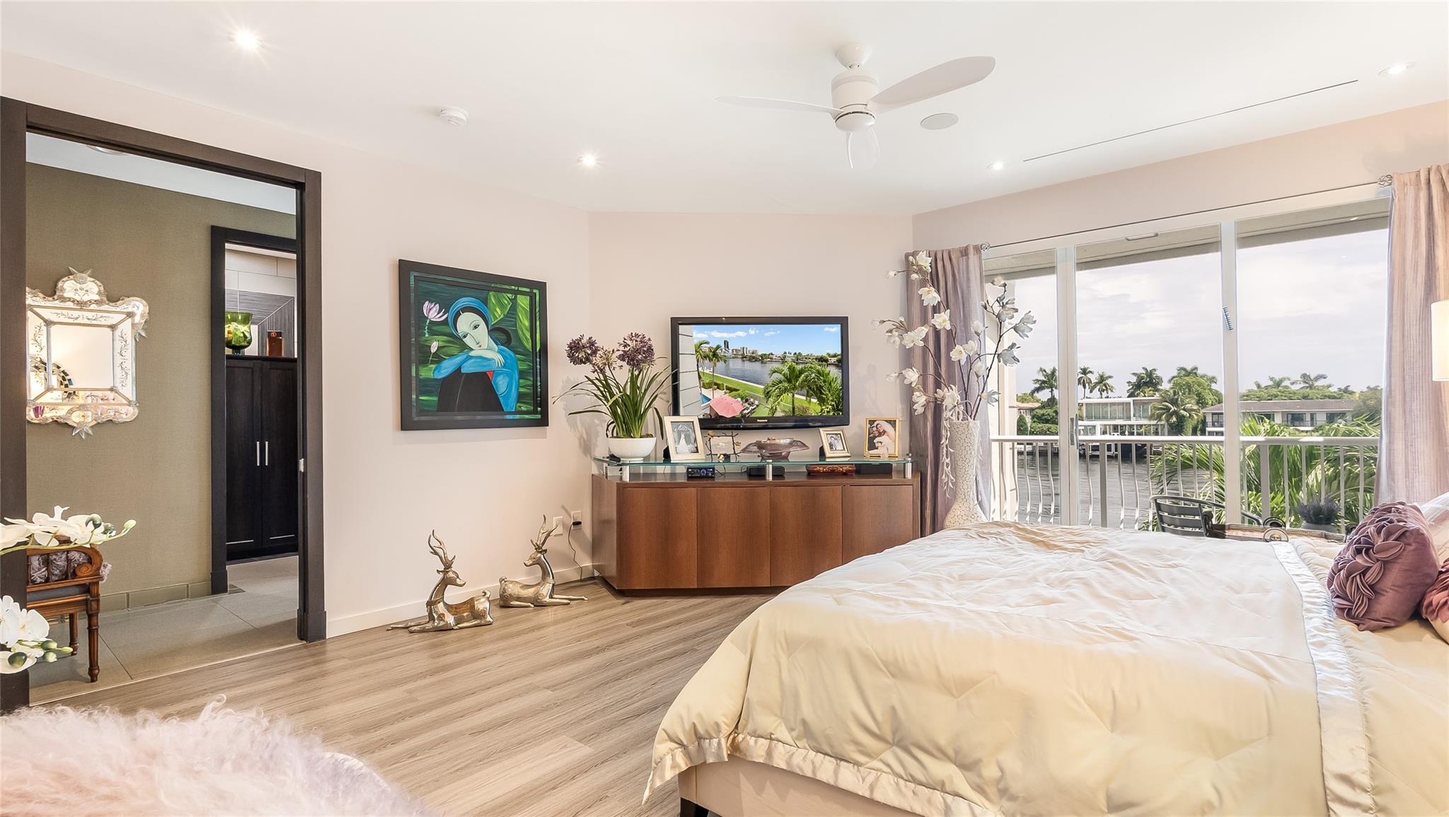 Courtyards at the Point - Residential