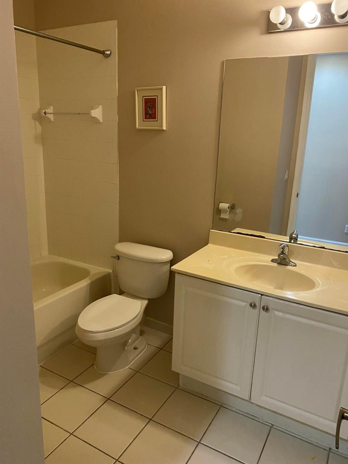 MILITARY TRAIL PUD - Residential Lease