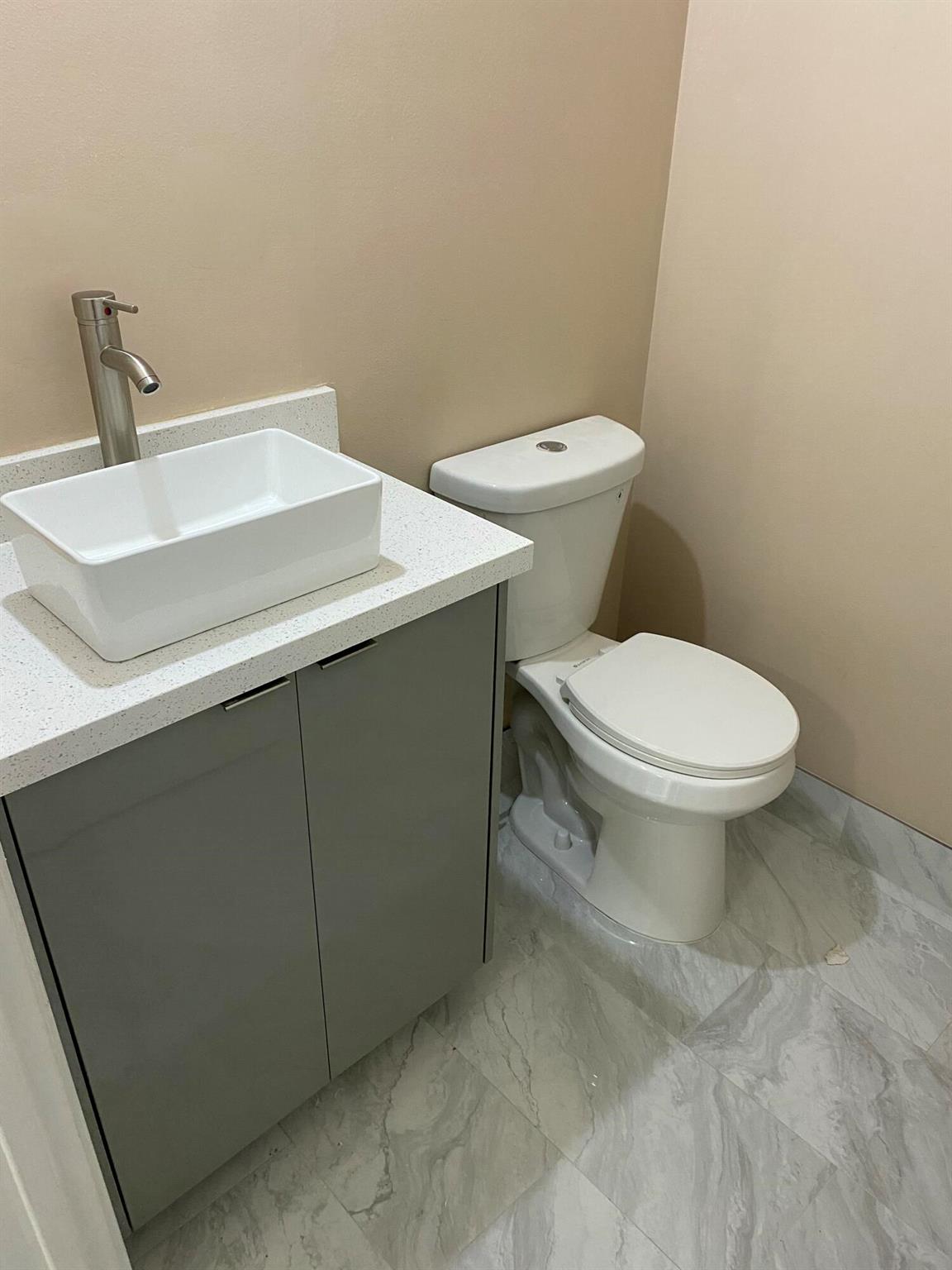 MILITARY TRAIL PUD - Residential Lease