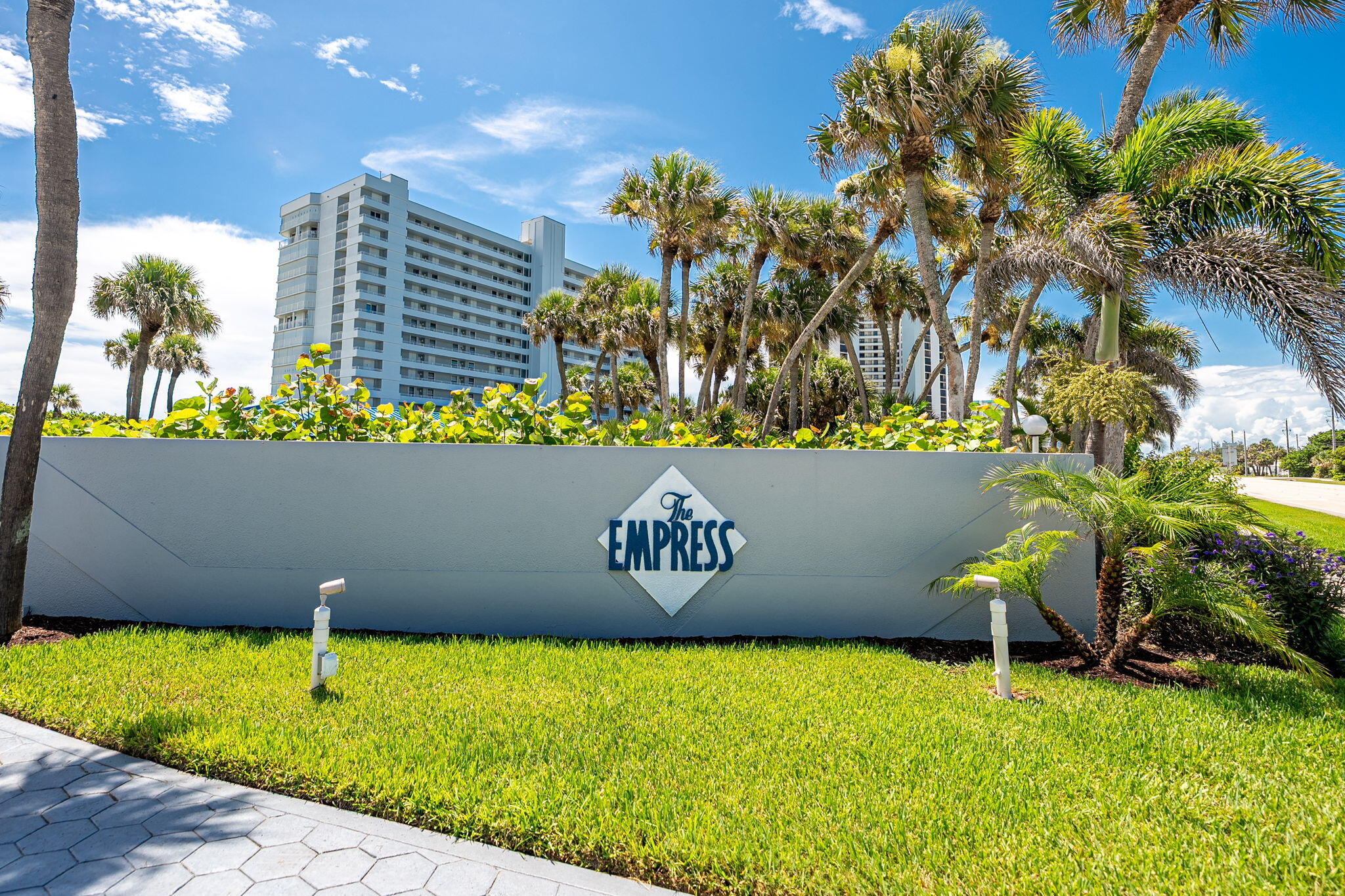 Empress Condo - Residential