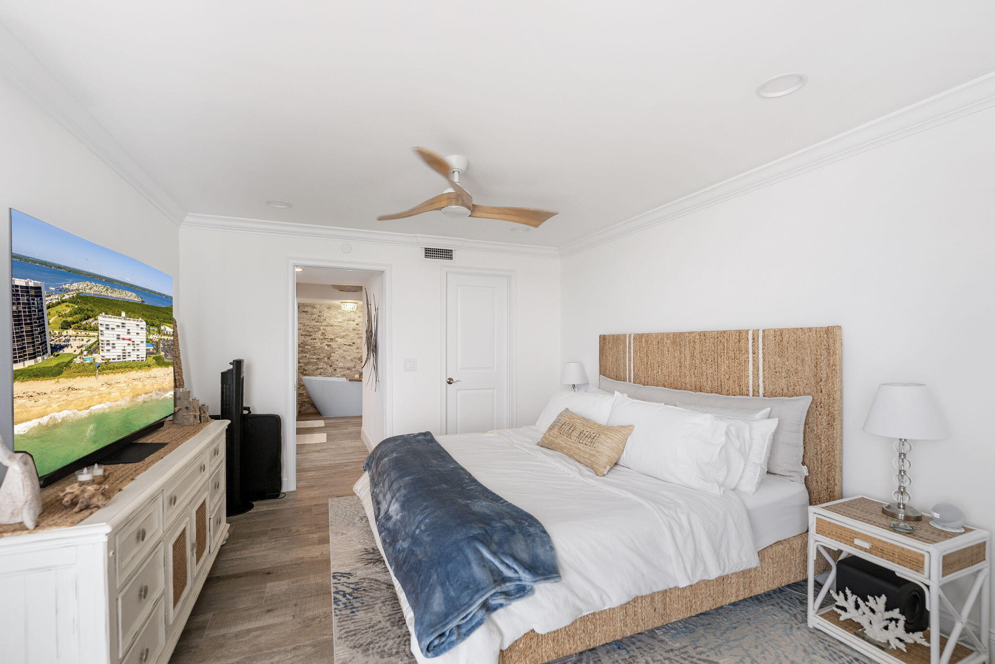 Empress Condo - Residential