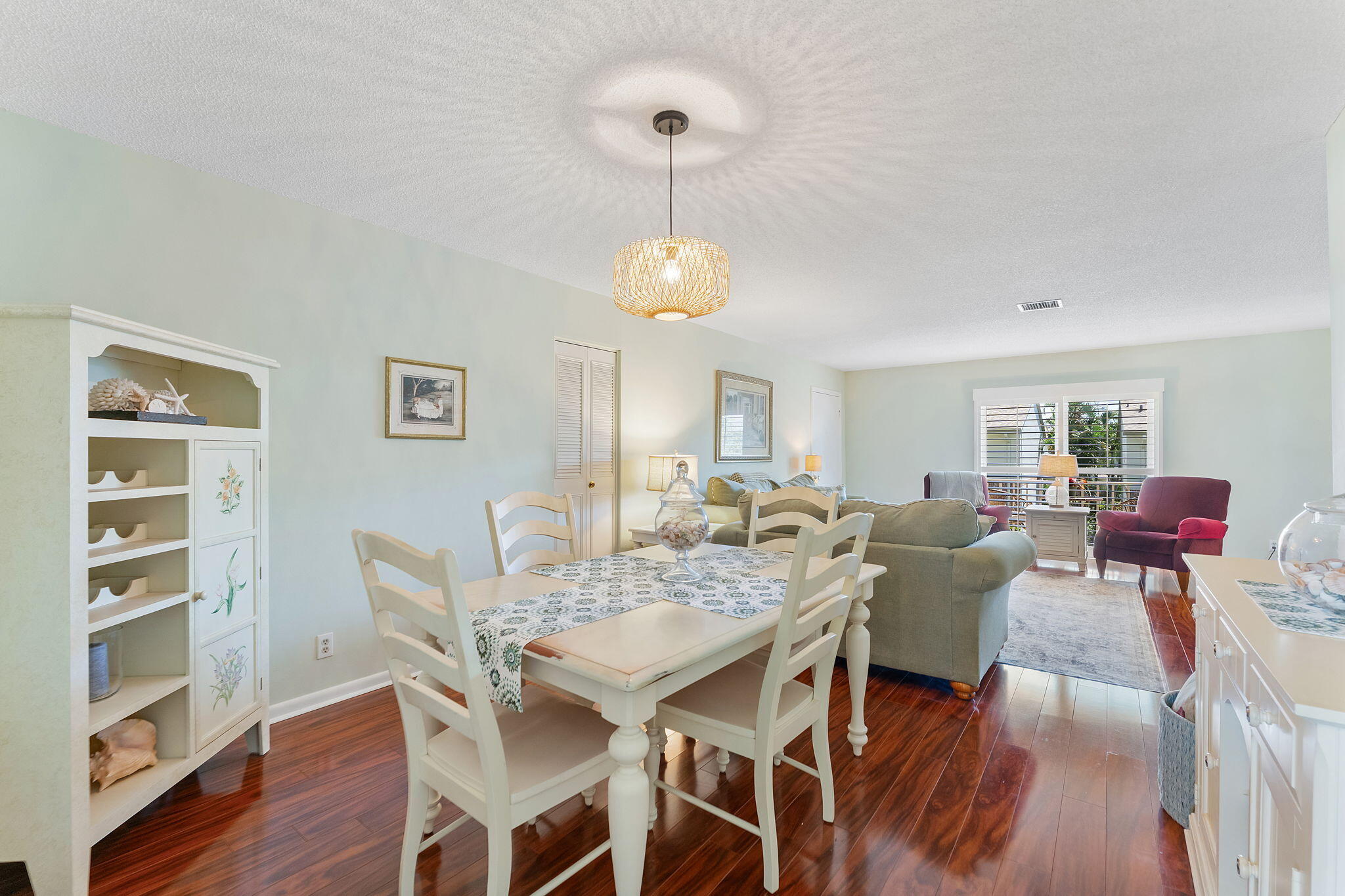 SQUIRE HILL CONDO - Residential