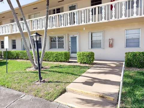 161 Kent J, West Palm Beach, FL MLS: R11081894