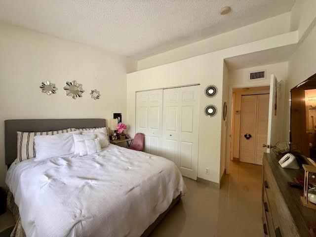 COCO PARC CONDO - Residential