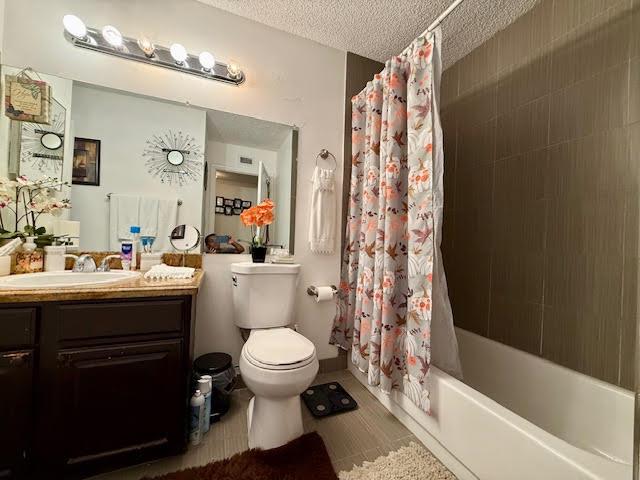 COCO PARC CONDO - Residential