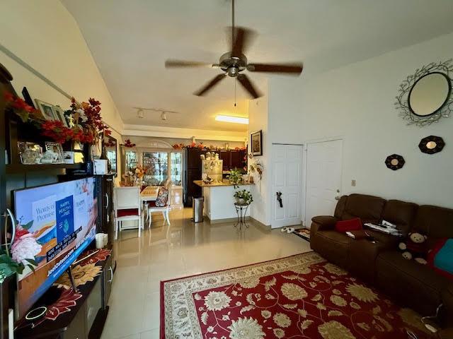 COCO PARC CONDO - Residential
