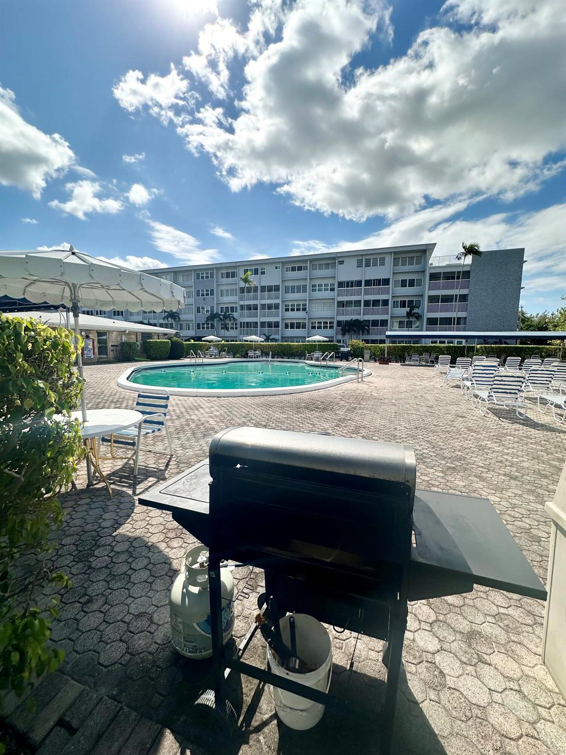 THIRD GULFSTREAM GARDEN - Residential Lease